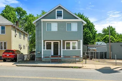 573-575 Washington Ave 1