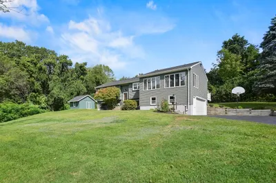 534 Pleasant Street 1