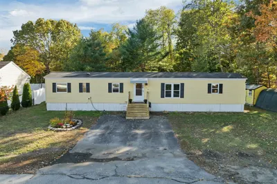 28 Brooks Road Extension #28 1