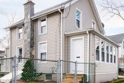 98 Durfee St