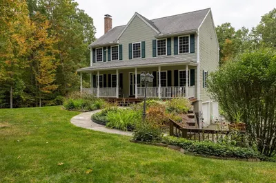 57 Old East Brookfield Rd 1