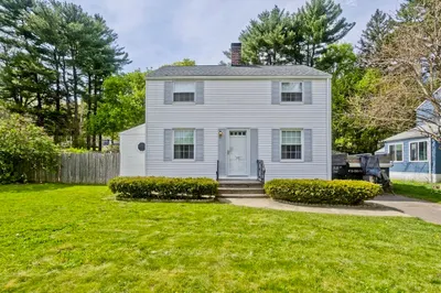 143 Sycamore St 1