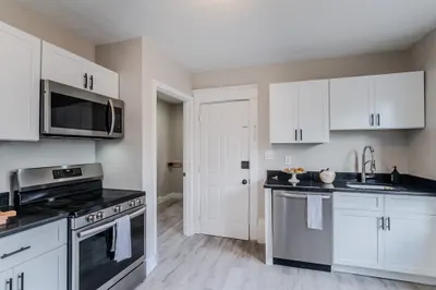 392-394 Carew St 1
