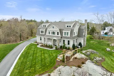 30 Ocean Ledge Dr 1