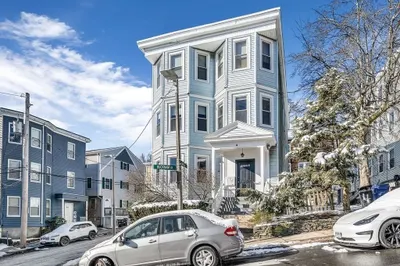 4 Bucknam St #2 1