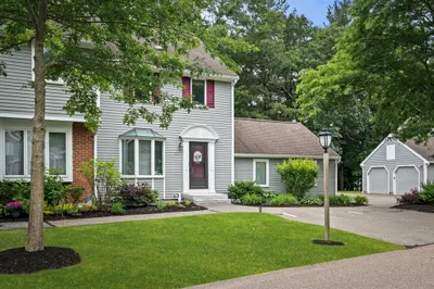 1204 Foxwood Circle #1204 1