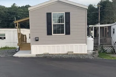 44 Mustang Ave 1