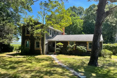 69 Cove St 1