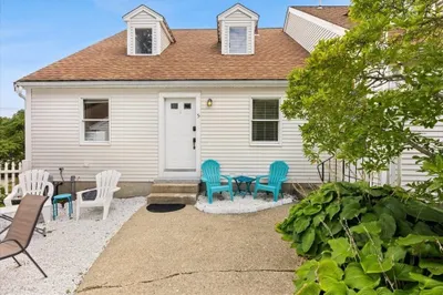 10 Enterprise St #5 1