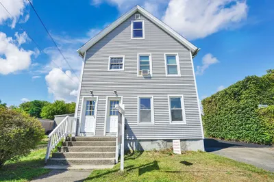 220 New Bridge St 1