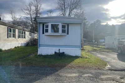 868 Southampton Rd #20