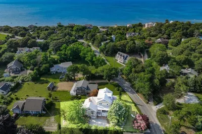 117 Robbins Hill Rd 1