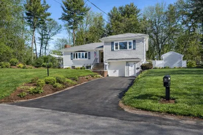 6 Patricia Circle