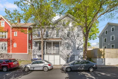 89 Knowles St 1