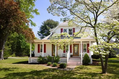 13 Lowell Street