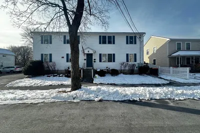 6 Maple St #2 1