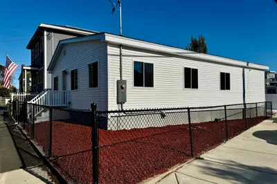 85 Jones Rd