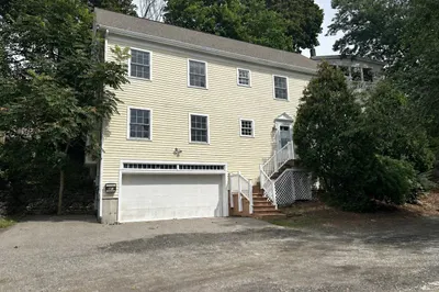 27 Sulivan Avenue 1