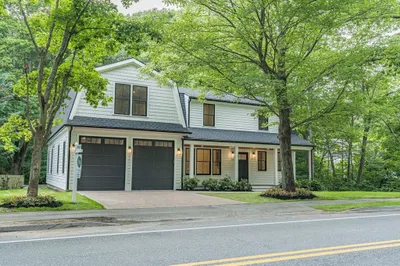 68 Pine St 1