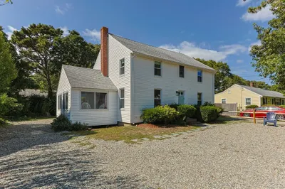 21 Lyndale Rd 1