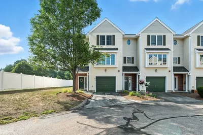 29 Groveland Commons Way #29