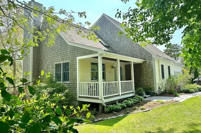 368 Boxberry Hill Rd 1