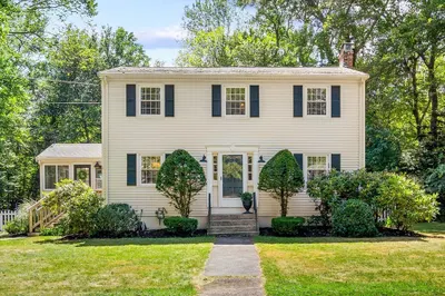26 Bayberry Ln 1