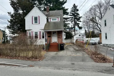 2 Water St