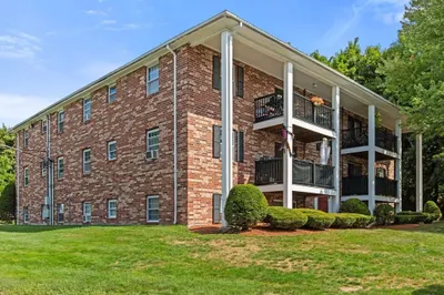 5 Walker Rd #2