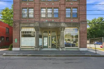 17 Hawley St #201 1