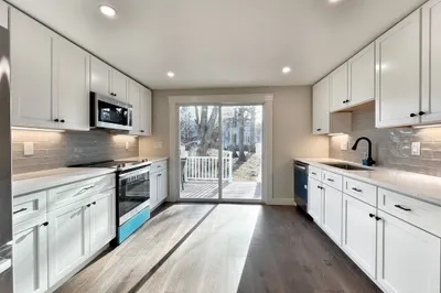 150 Elwell St 1