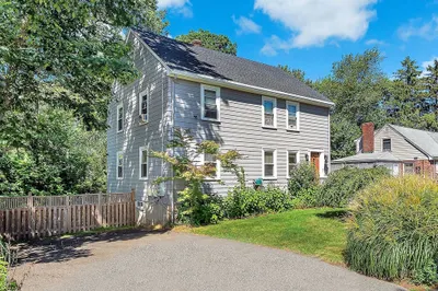10 Glen Gary Road #1 1