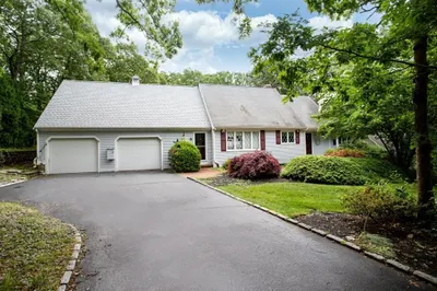 5 Horseshoe Cir 1
