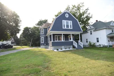 732 Baldwinville Road 1