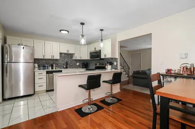 207 Samoset St #AT2 1