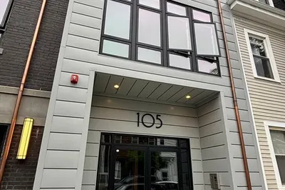 105 W 3rd St #1