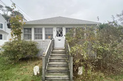 54 Depot St