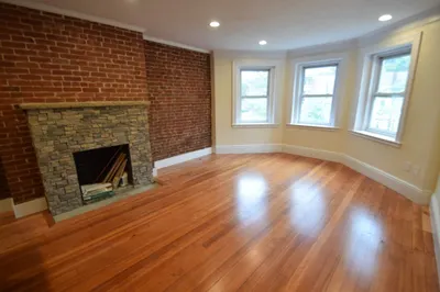 1616 Beacon St #2 1