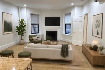174 Newbury Street #4 1