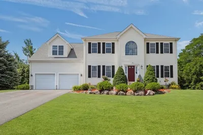30 Willow Creek Dr 1