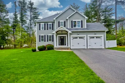 26 Carla Ln 1