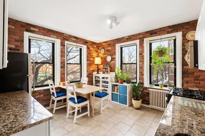 1400 Commonwealth Avenue #6