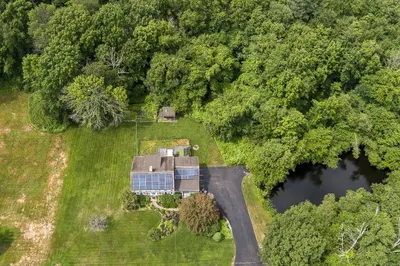 85 Millbury Rd 1