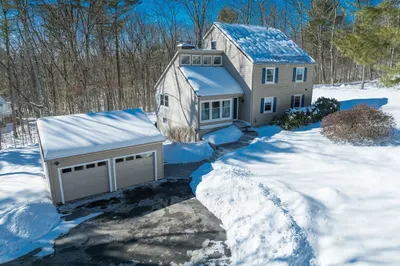 224 N Valley Road 1