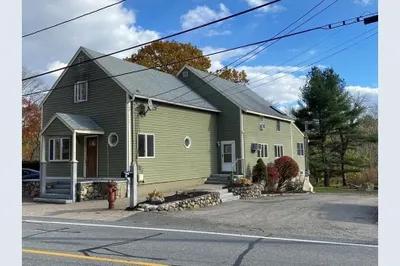 10 Marblehead St #2