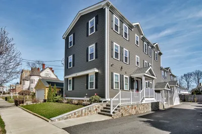 28 Baltimore St #3 1