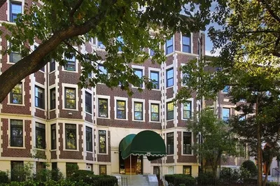 386 Riverway #8 1