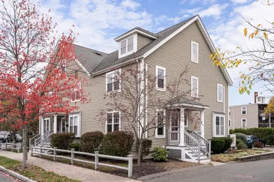 6 Rand St #6