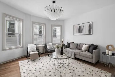 46 Burt St #2