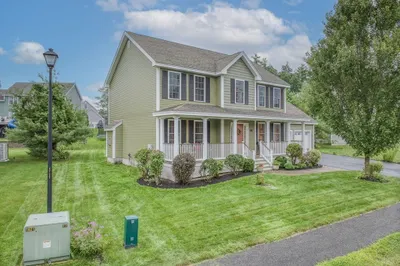 68 Diamondback Ave 1